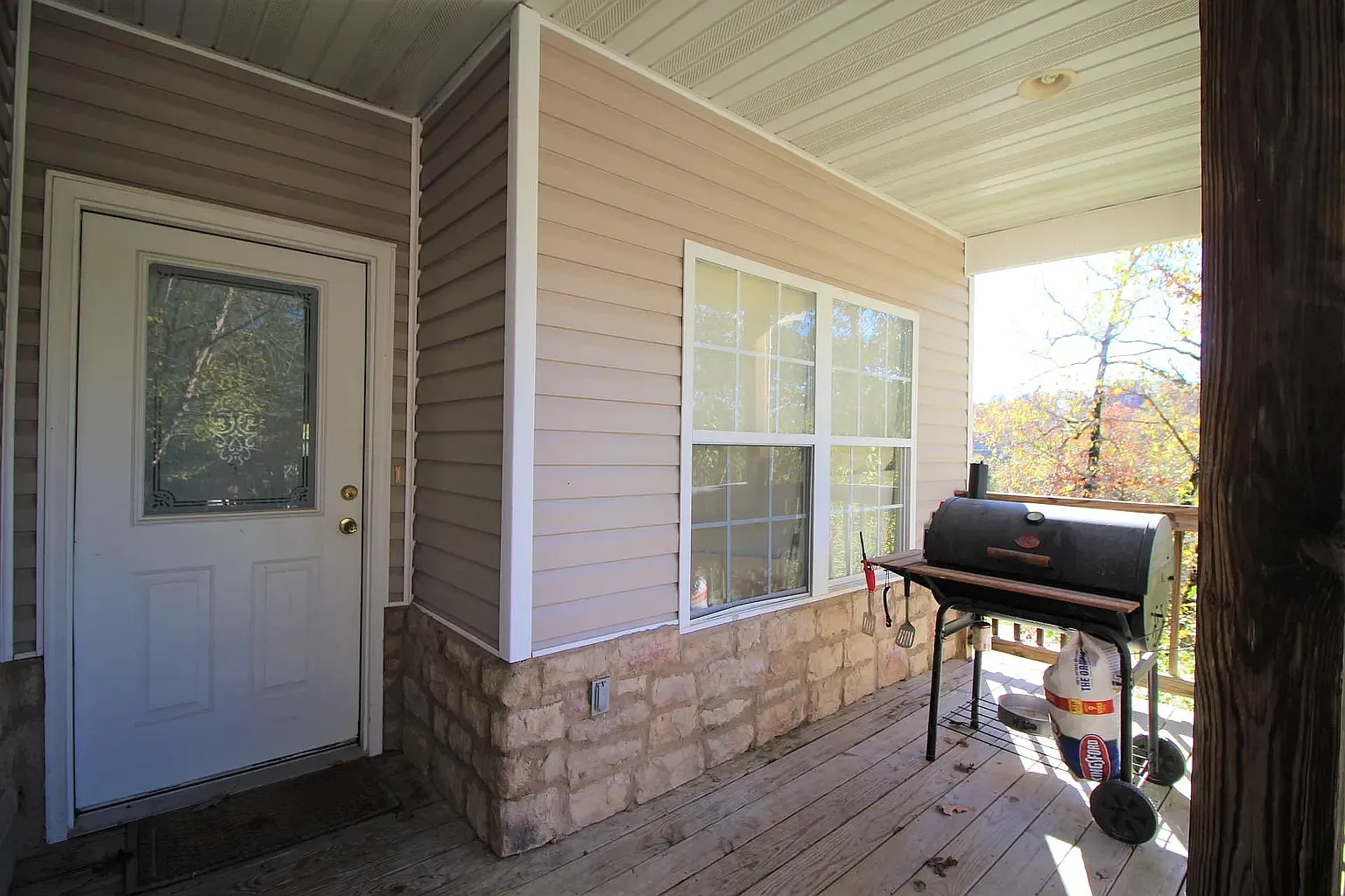 3 bed, 1318 sqft, $1,600 — Photo 3