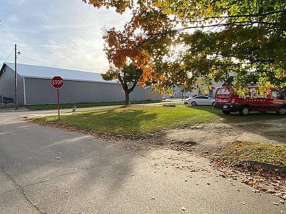 3rd image of 173 Boyleston Ave
