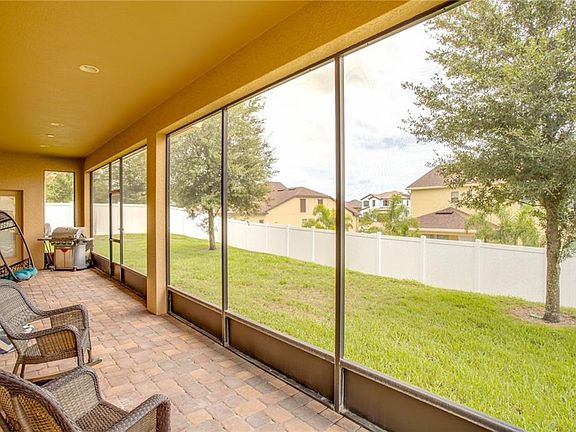 5th image of 4093 Foxhound Dr