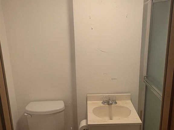 5th image of 3112 S Oleander St