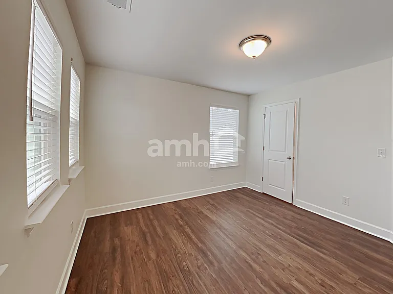 4507 Tarpon Dr — Photo 18