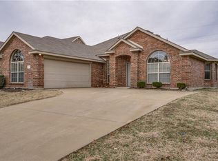 125 High Meadow Rd, Red Oak, TX 75154