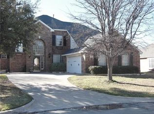 9 Lakeview Dr, Trophy Club, TX 76262