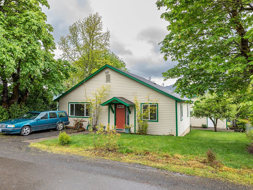 240 E 4th Ave, Sutherlin, OR 97479 Zillow