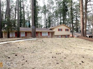 1817 King Charles Rd SW, Atlanta, GA 30331