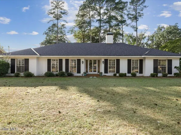 1304 Greenbriar Road, Kinston, NC 28501