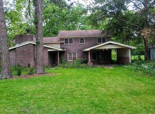 312 W Alapaha St, Fitzgerald, GA 31750