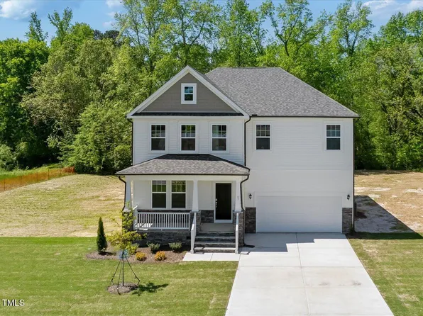 127 Favored Ave, Sanford, NC 27330