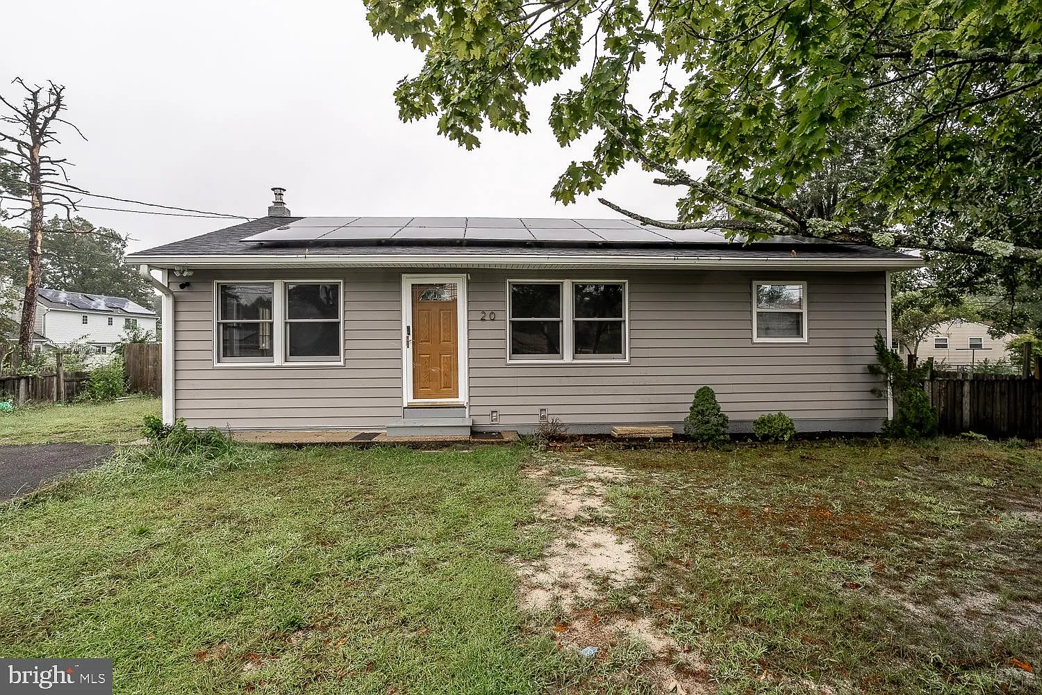 3 bed, 1.5 bath, 1435 sqft, $3,000 — Photo 3