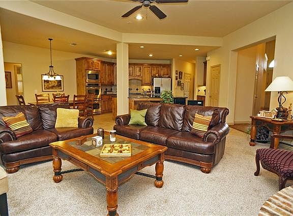 3rd image of 1301 Canyon Wren Dr