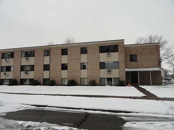 2nd image of 8121 Valle Dr APT C1