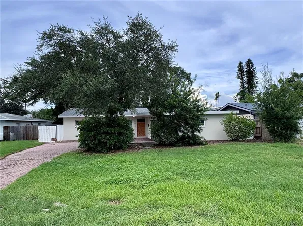 3701 SHORE ACRES BOULEVARD NE, ST PETERSBURG, FL 33703