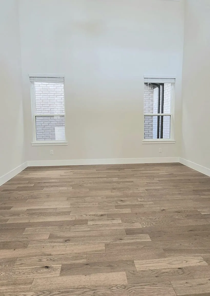 4 bed, 2317 sqft, $3,300 — Photo 3