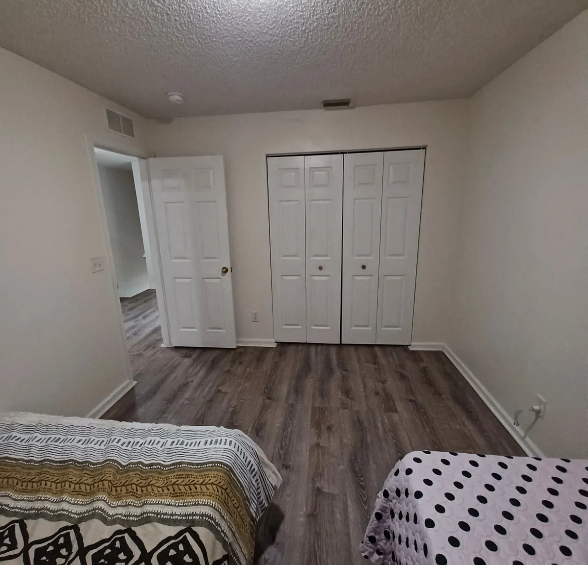 3 bed, 2.5 bath, 1488 sqft, $2,500 — Photo 4