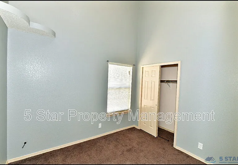 804 Margarita St — Photo 30