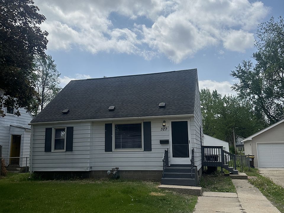 1st image of 327 Sheridan Dr