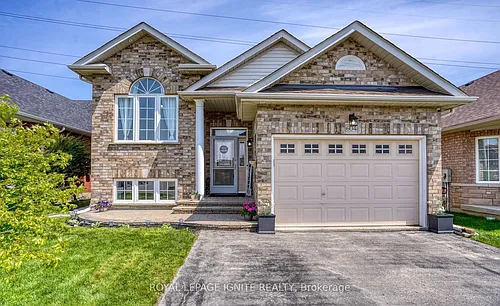 604 Woodmount Cres Photo 1
