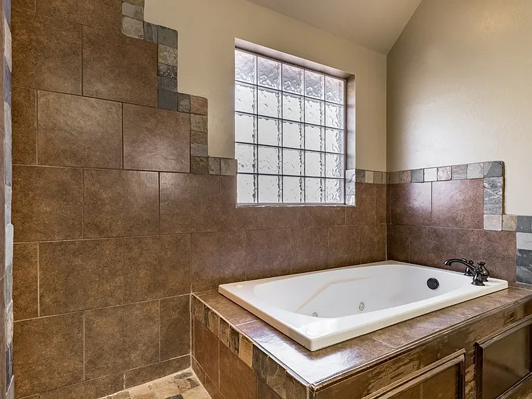 1432 Glenolde Pl — Photo 17