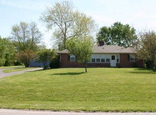 1127 Berry Rd, Greenwood, IN 46143