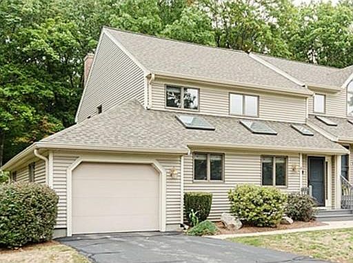 1st image of 8 Dogwood Cir