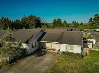 1417 Garden Brook St, McKinleyville, CA 95519