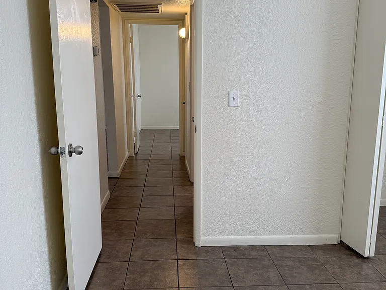 1420 E Brown St #B — Photo 18