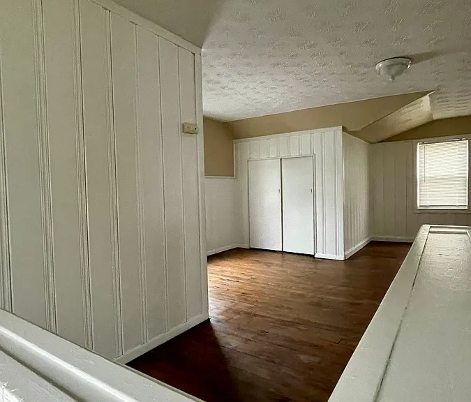 5333 Hollywood Ave — Photo 3