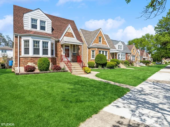 6722 W Schreiber Ave, Chicago, IL 60631