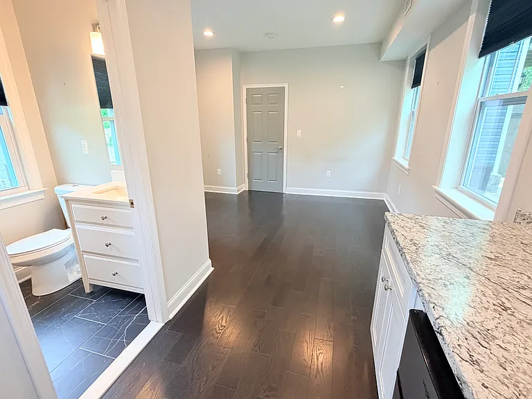9133 Baltimore St — Photo 8