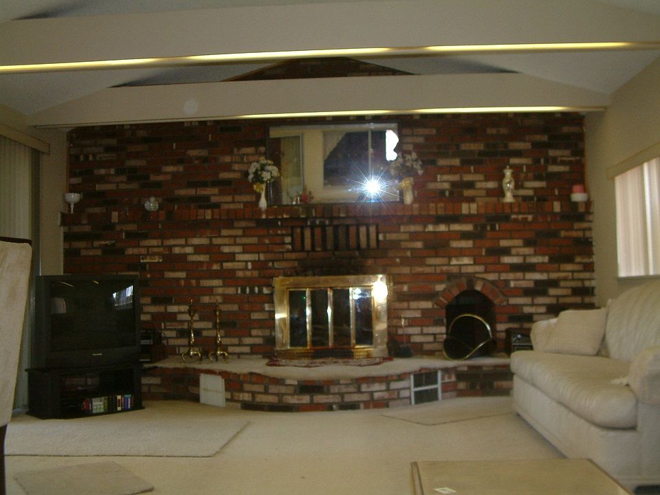 Fam Room 18 X 25