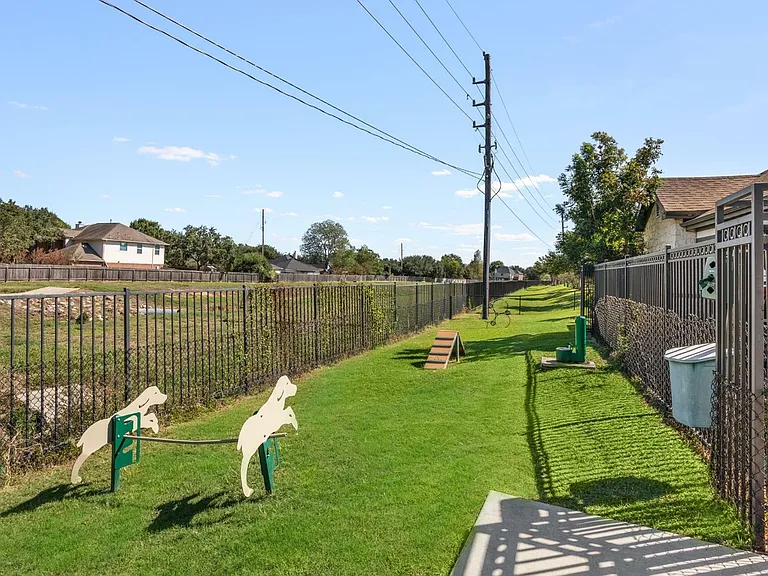 Avenues at Cypress - Pet Park