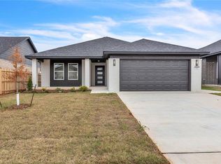 502 Grand Sycamore Dr, Washington, OK 73093