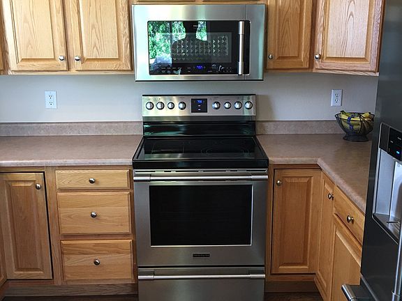 4th image of 8320 Clifton Dr