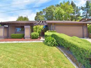 232 Holiday Hills Dr, Martinez, CA 94553