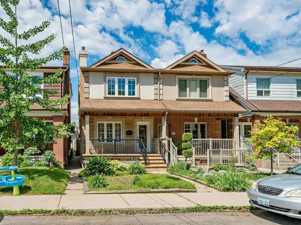 52 Gillespie Ave, Toronto, ON M6N 2Y6