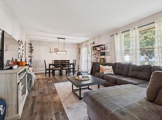 609 E Welco Dr, Montgomery, MN 56069