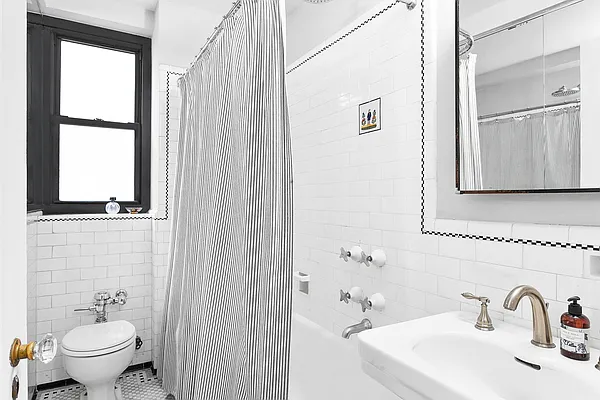 Sold by Compass | media 20