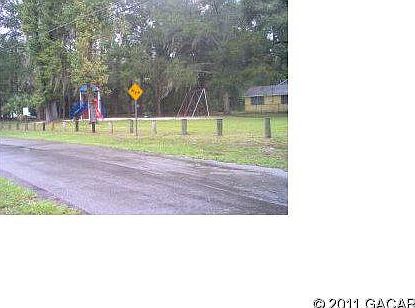 2nd image of 735 SE 9th St