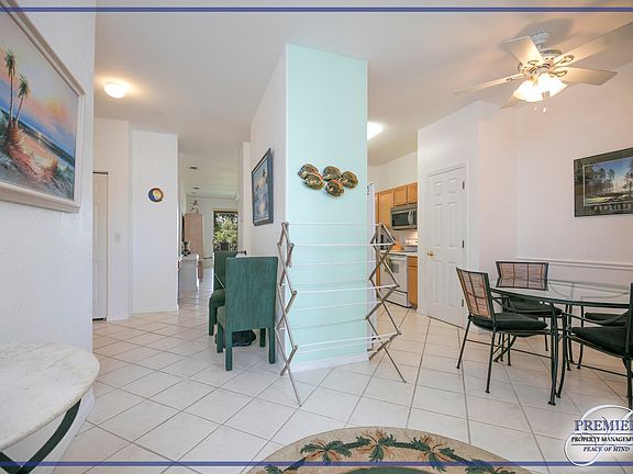 5th image of 3964 Bishopwood Ct E