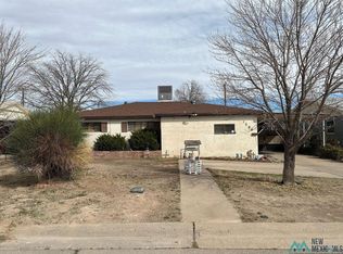 1208 W Yucca Ave, Artesia, NM 88210
