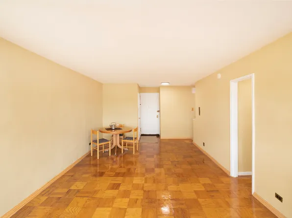 1401 Ocean Avenue image 4 of 13