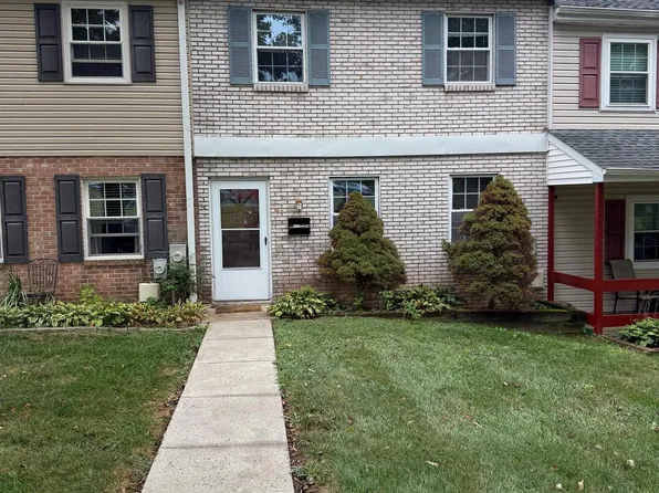 43 Salem Rd, Schwenksville, PA 19473