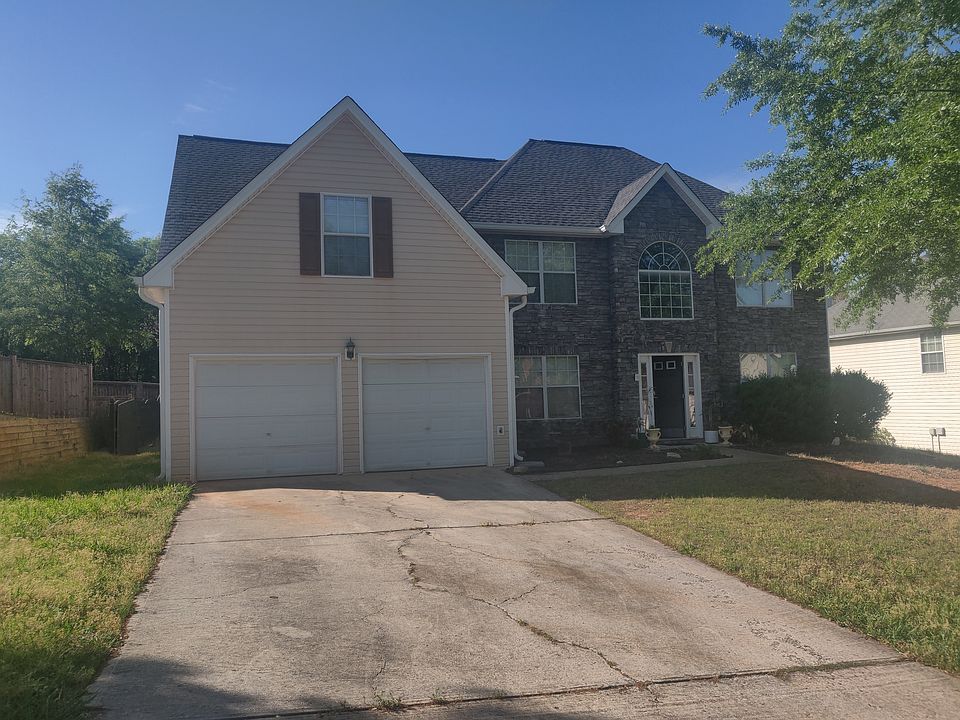 2nd image of 3693 Meridan Ln
