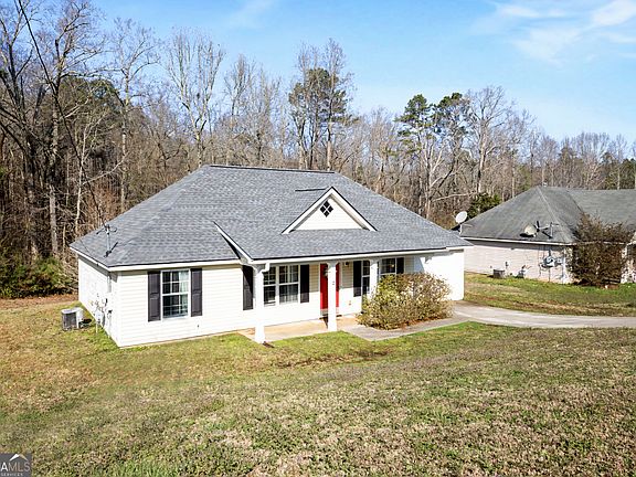 3rd image of 2 Ray Way