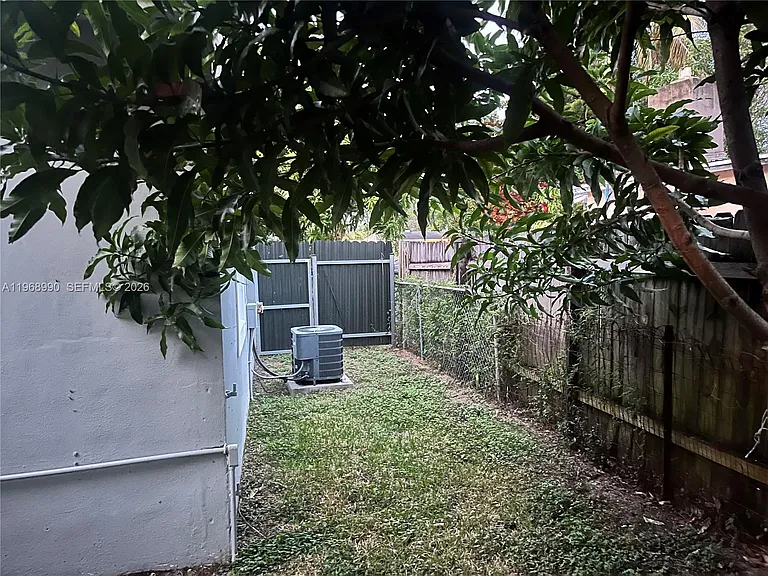 816 Beech Rd — Photo 14