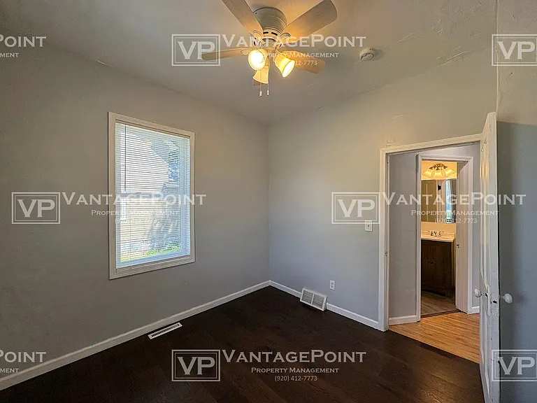 460 S Emery Ave — Photo 13