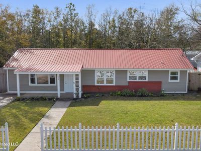 534 Saint John St, Bay Saint Louis, MS, 39520