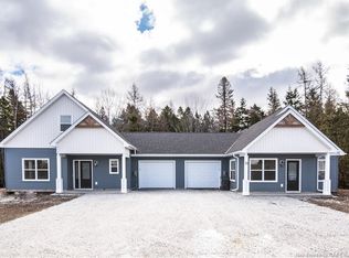 49 Homestead Dr, Hampton, NB E5N 0J6