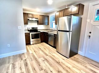 593 Broadway St APT 3L, Lowell, MA 01854