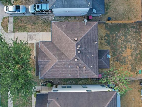 3rd image of 19034 Remington Mill Dr